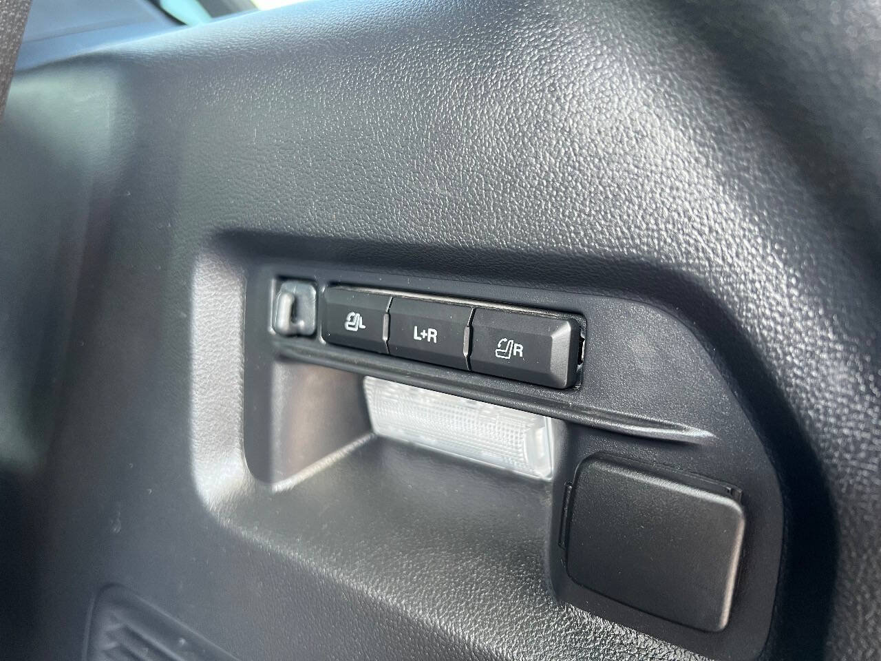 Used 2025 Ford Explorer ST w/ Sun And Sound Package AWD/4WD image 35