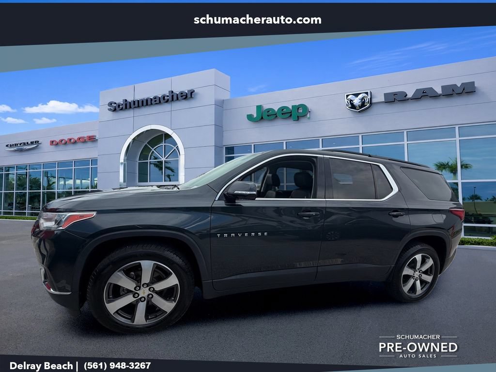 Used 2019 Chevrolet Traverse LT w/ LT Premium Package FWD image 3