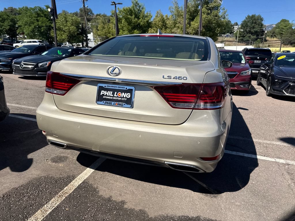 Used 2014 Lexus LS 460 w/ Comfort Package RWD image 9