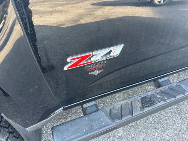 Used 2020 Chevrolet Colorado Z71 w/ Z71 Midnight Edition image 11