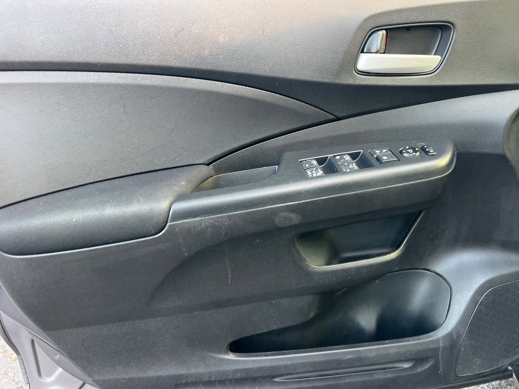 Used 2016 Honda CR-V SE image 10