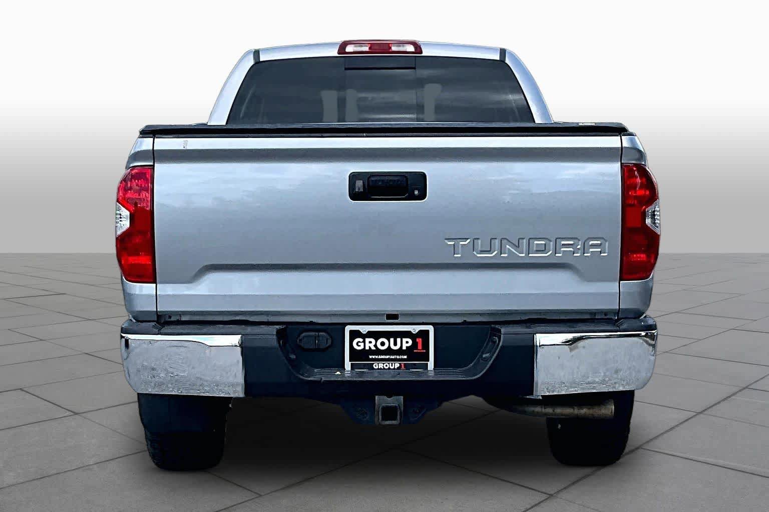 Used 2015 Toyota Tundra SR5 w/ SR5 Upgrade Package RWD image 5