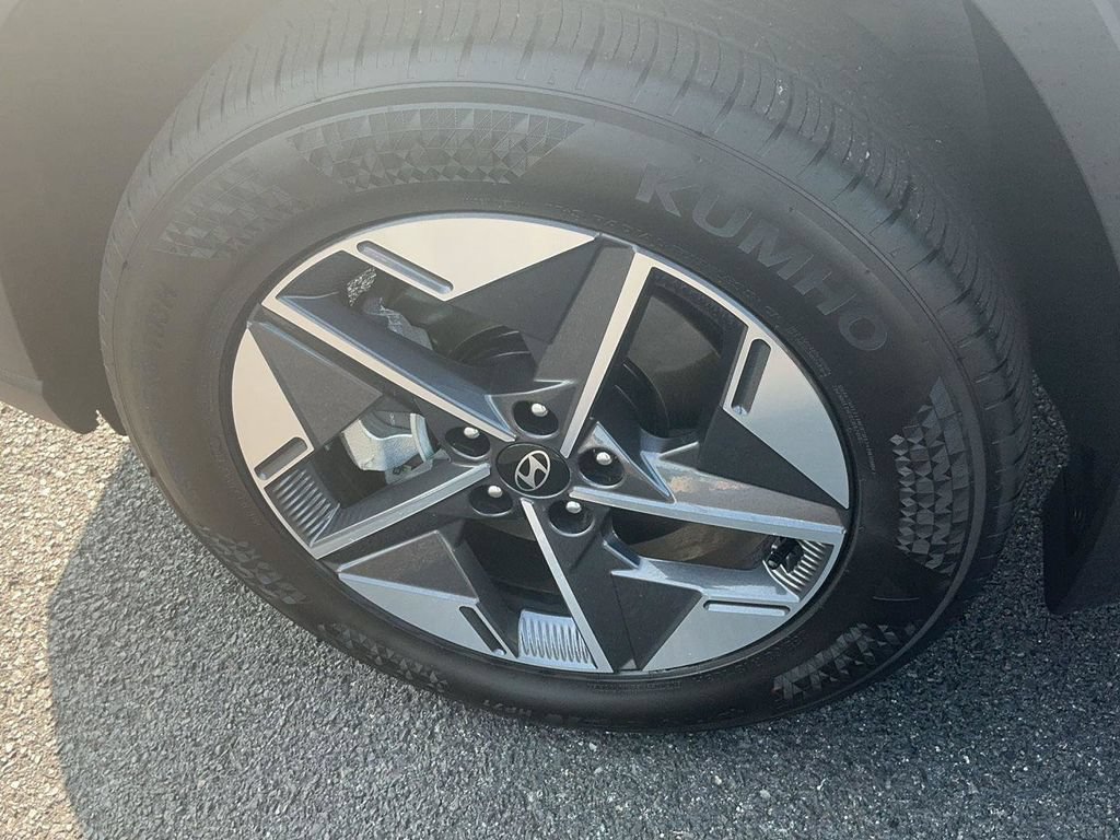 Certified 2026 Hyundai Tucson SEL Plus AWD/4WD image 13