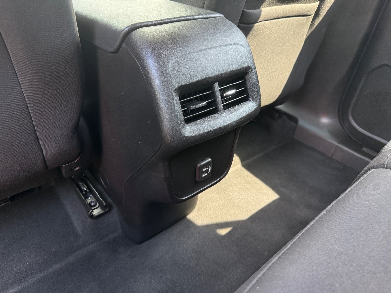 Used 2022 Chevrolet Equinox LT FWD image 14