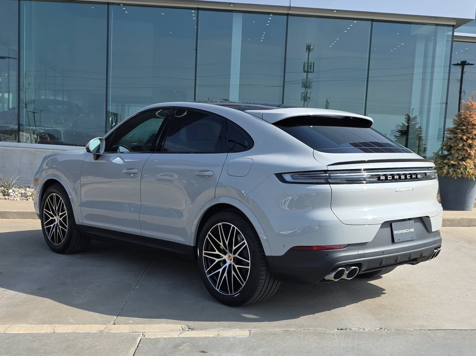 New 2026 Porsche Cayenne S AWD/4WD image 3