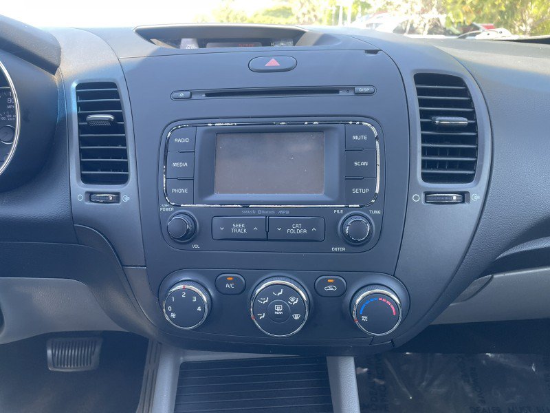 Used 2016 Kia Forte LX w/ LX Popular Plus Package FWD image 18