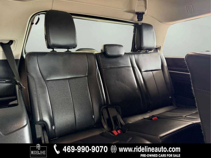 Used 2023 Ford Expedition XLT AWD/4WD image 21