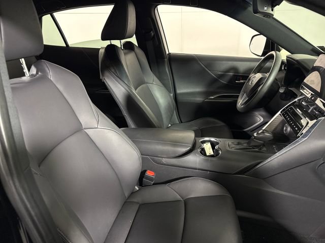 Used 2023 Toyota Venza XLE AWD/4WD image 13
