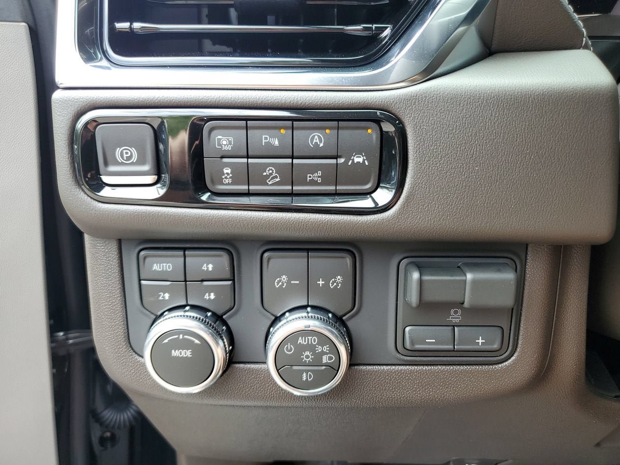 New 2026 GMC Yukon XL Elevation w/ Elevation Premium Package AWD/4WD image 29