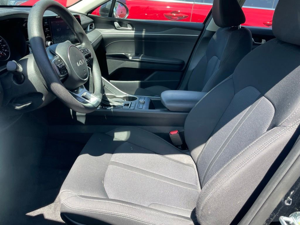 Used 2023 Kia K5 LXS FWD image 6