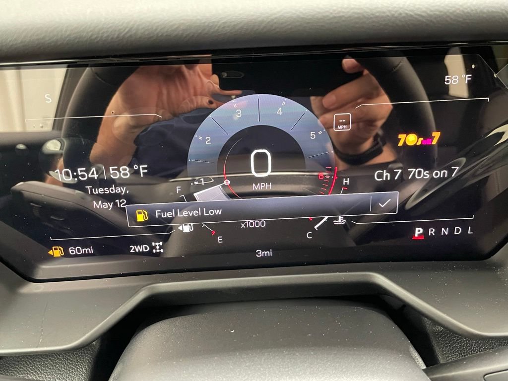 New 2026 GMC Acadia Elevation w/ Elevation Premium Package AWD/4WD image 32