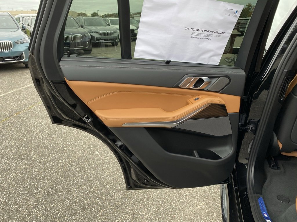 New 2026 BMW X5 M60i image 8