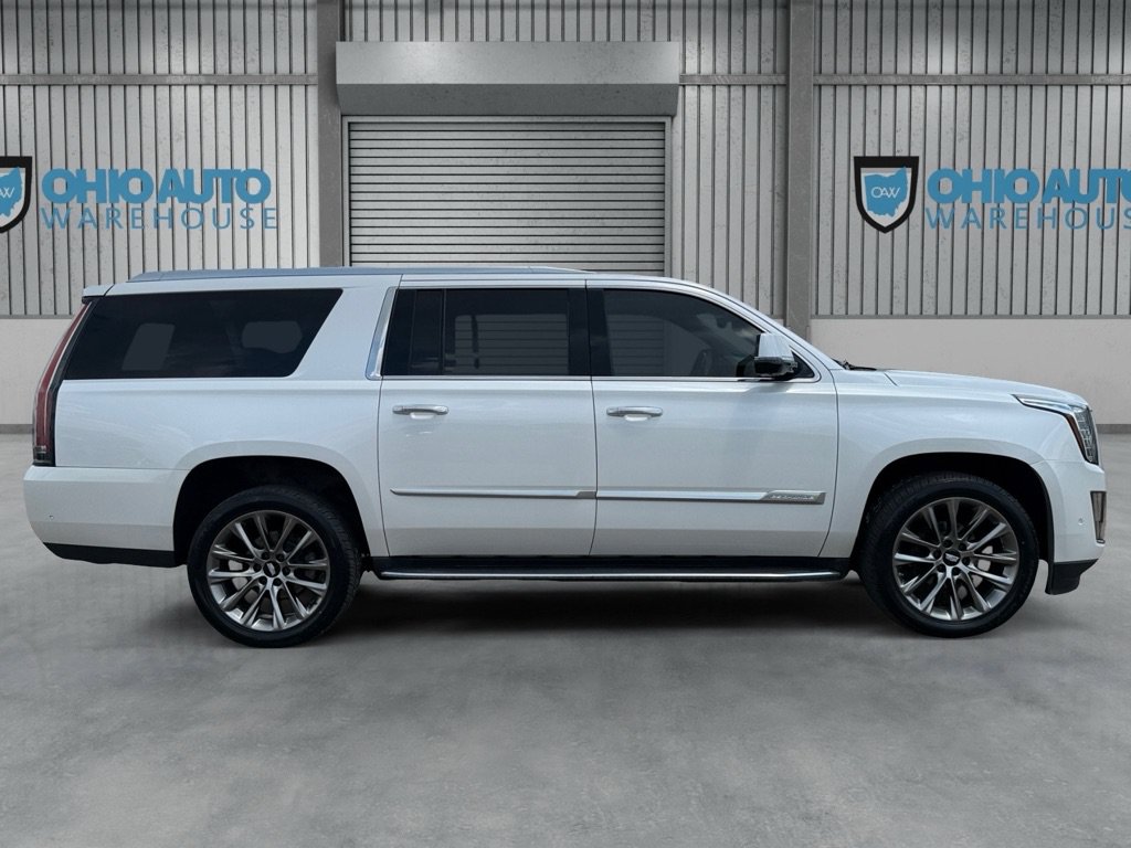 Used 2019 Cadillac Escalade ESV Luxury AWD/4WD image 5