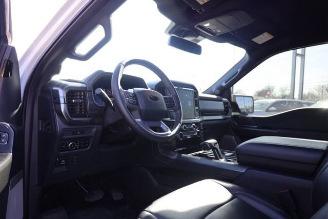 Used 2025 Ford F150 Lariat w/ Bed Utility Package AWD/4WD image 14