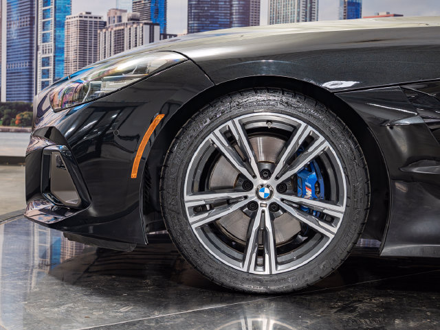 Used 2025 BMW Z4 M40i RWD image 9