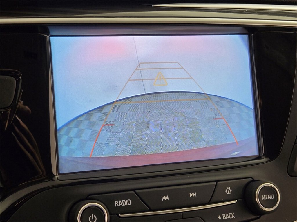 Used 2020 Buick Envision Essence image 17