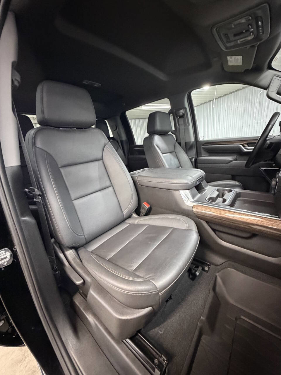 Used 2025 Chevrolet Silverado 2500 LT w/ Z71 Chrome Sport Edition image 30