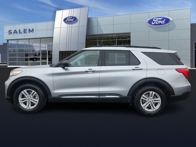 Certified 2022 Ford Explorer XLT w/ Equipment Group 202A AWD/4WD image 5
