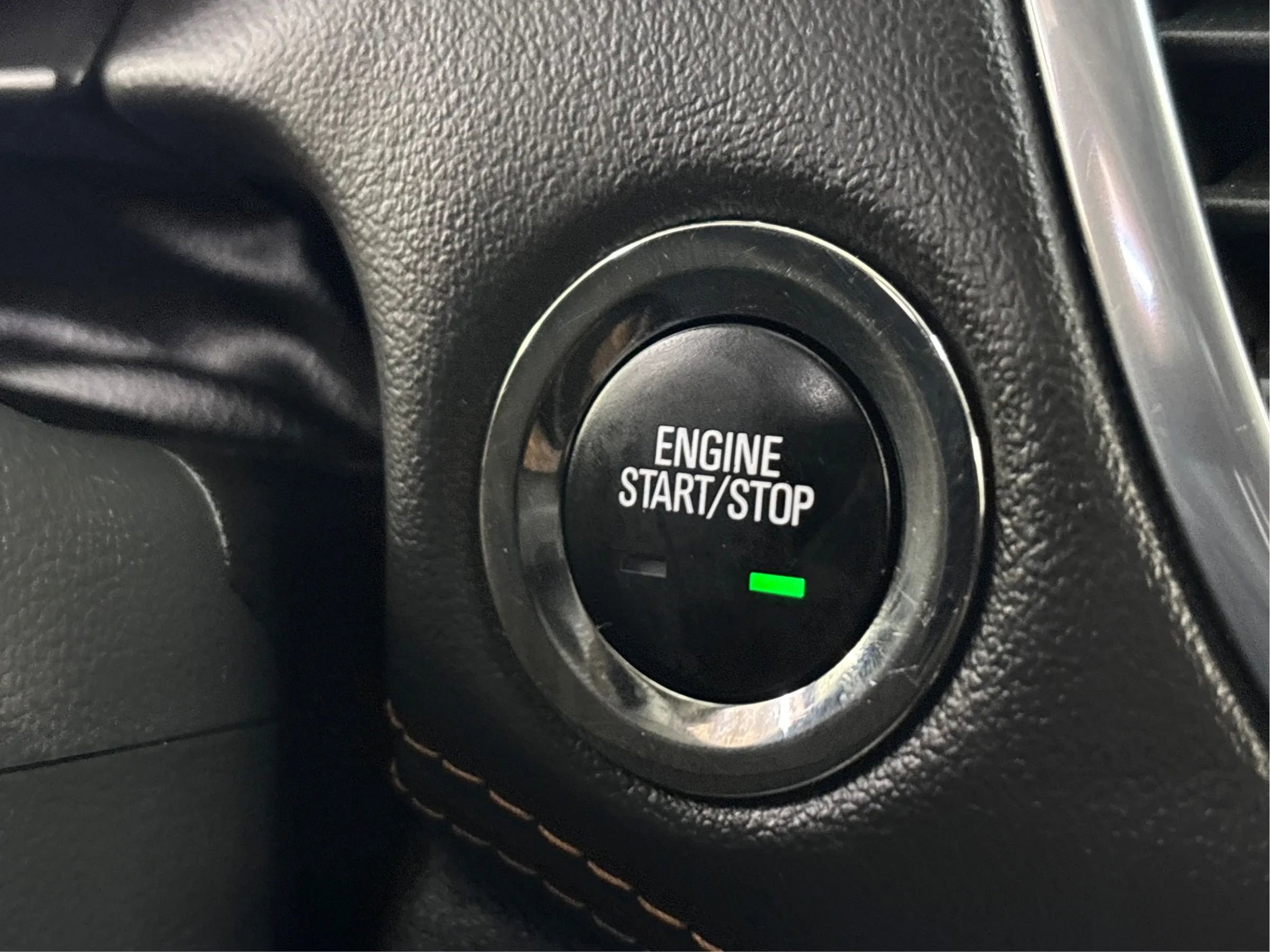 Used 2020 Chevrolet Trax Premier image 39