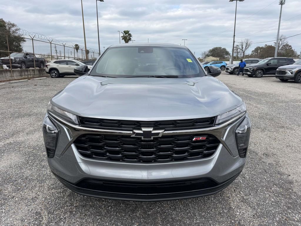 New 2026 Chevrolet Trax RS w/ Sunroof Package video 2