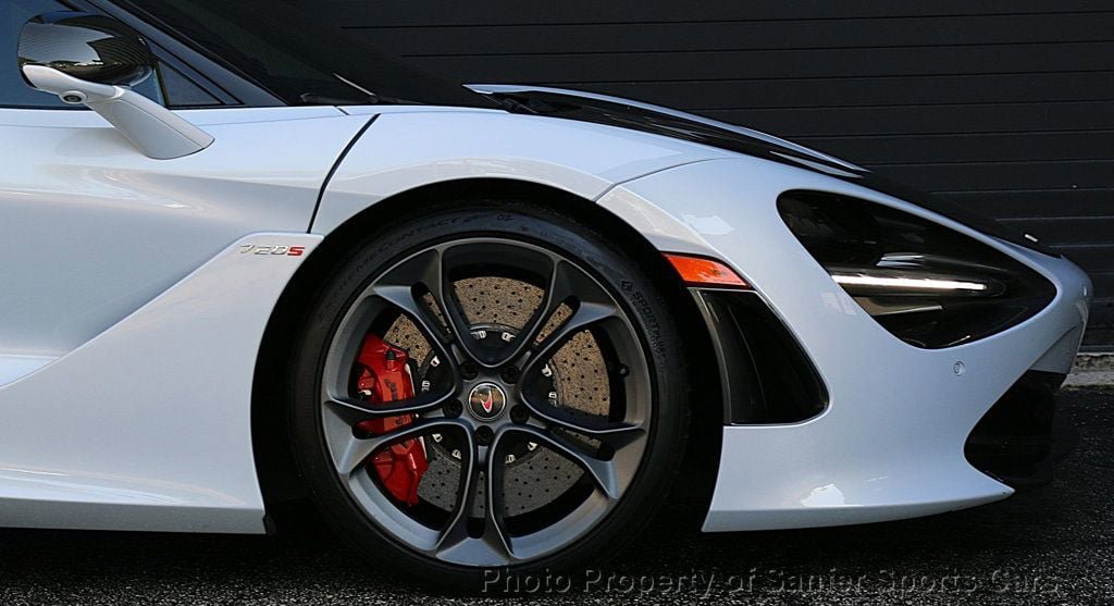 Used 2018 McLaren 720S Luxury RWD image 19