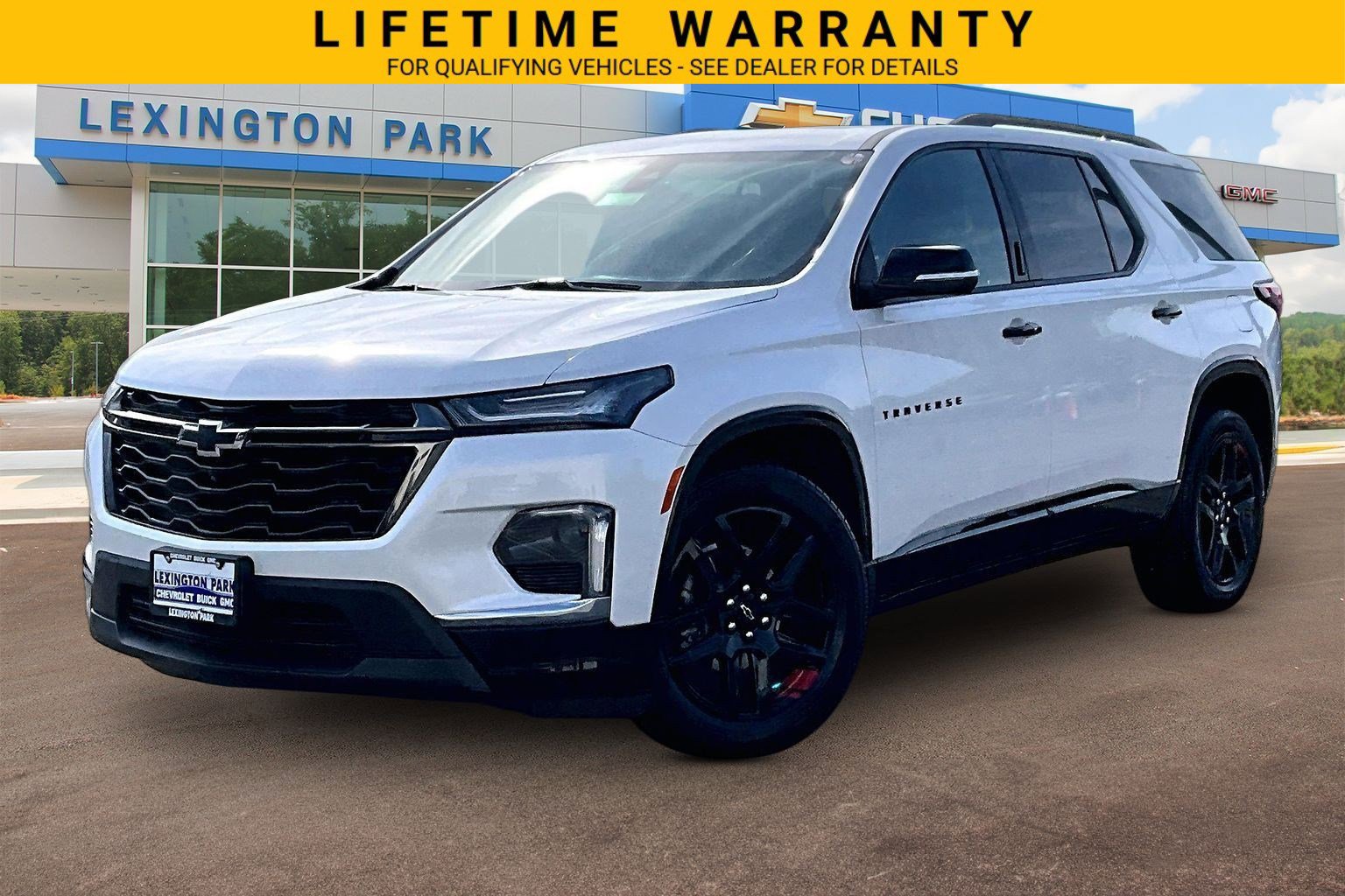 Used 2023 Chevrolet Traverse Premier w/ Redline Edition AWD/4WD image 12