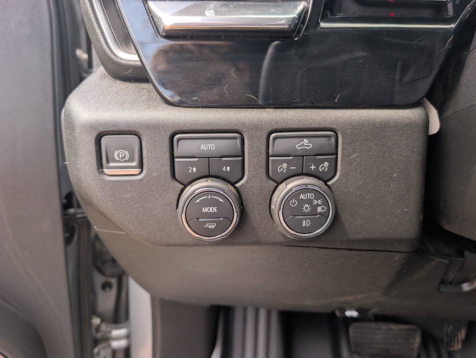 Used 2023 Chevrolet Silverado 1500 RST w/ Rally Edition AWD/4WD image 28