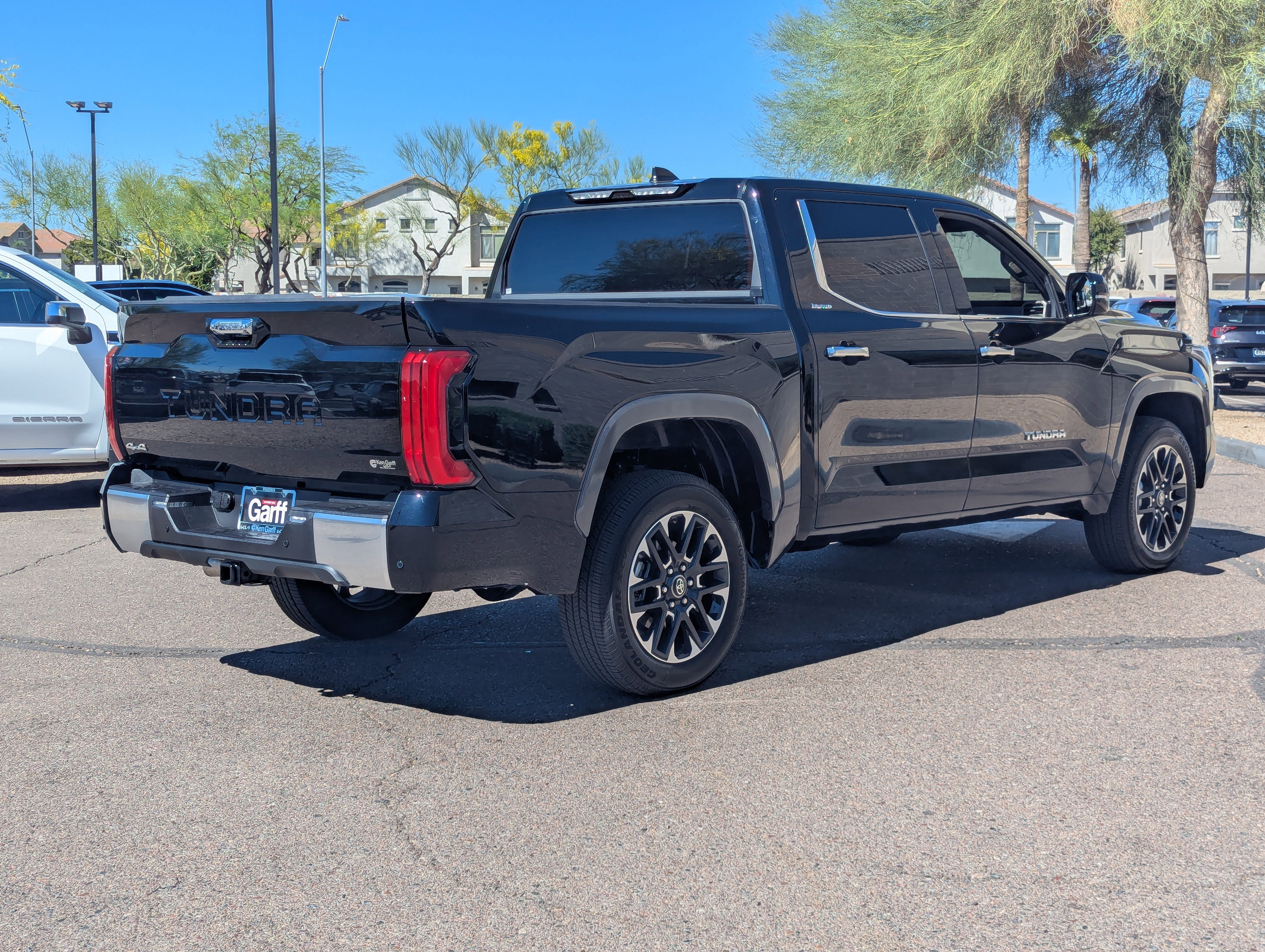 Used 2025 Toyota Tundra Limited image 3