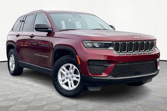 Used 2023 Jeep Grand Cherokee Laredo
