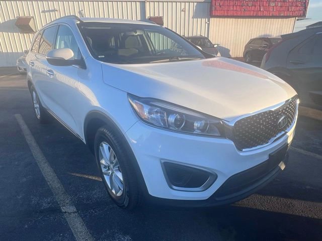 Used 2016 Kia Sorento LX w/ LX Convenience Package AWD/4WD image 3