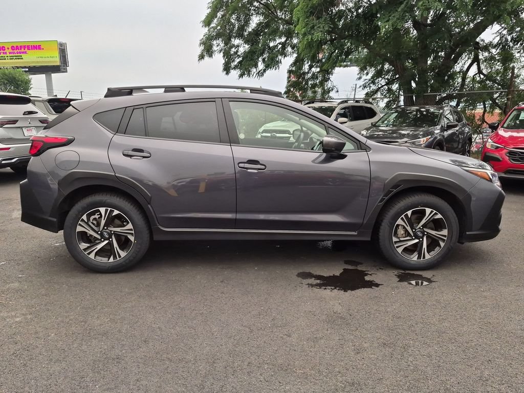 Used 2025 Subaru Crosstrek 2.5i Premium AWD/4WD image 5