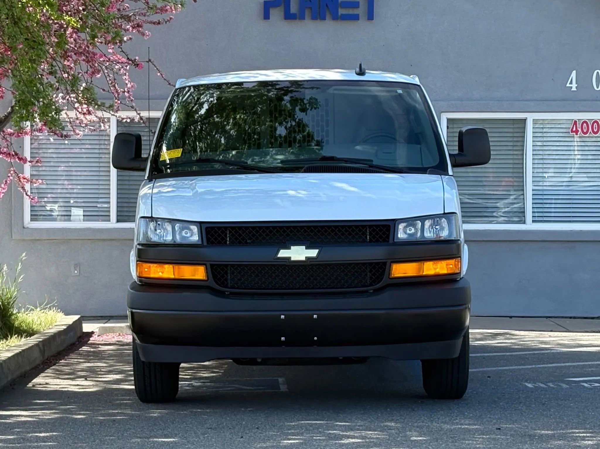 Used 2025 Chevrolet Express 2500 w/ Driver Convenience Package image 2