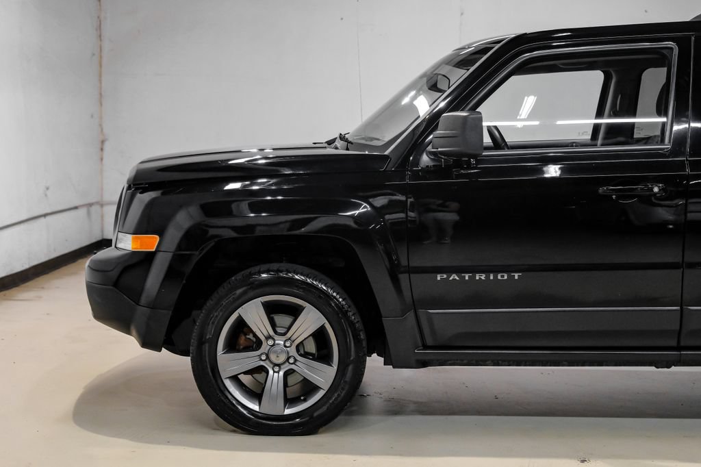 Used 2017 Jeep Patriot Sport w/ Power Value Group FWD image 16