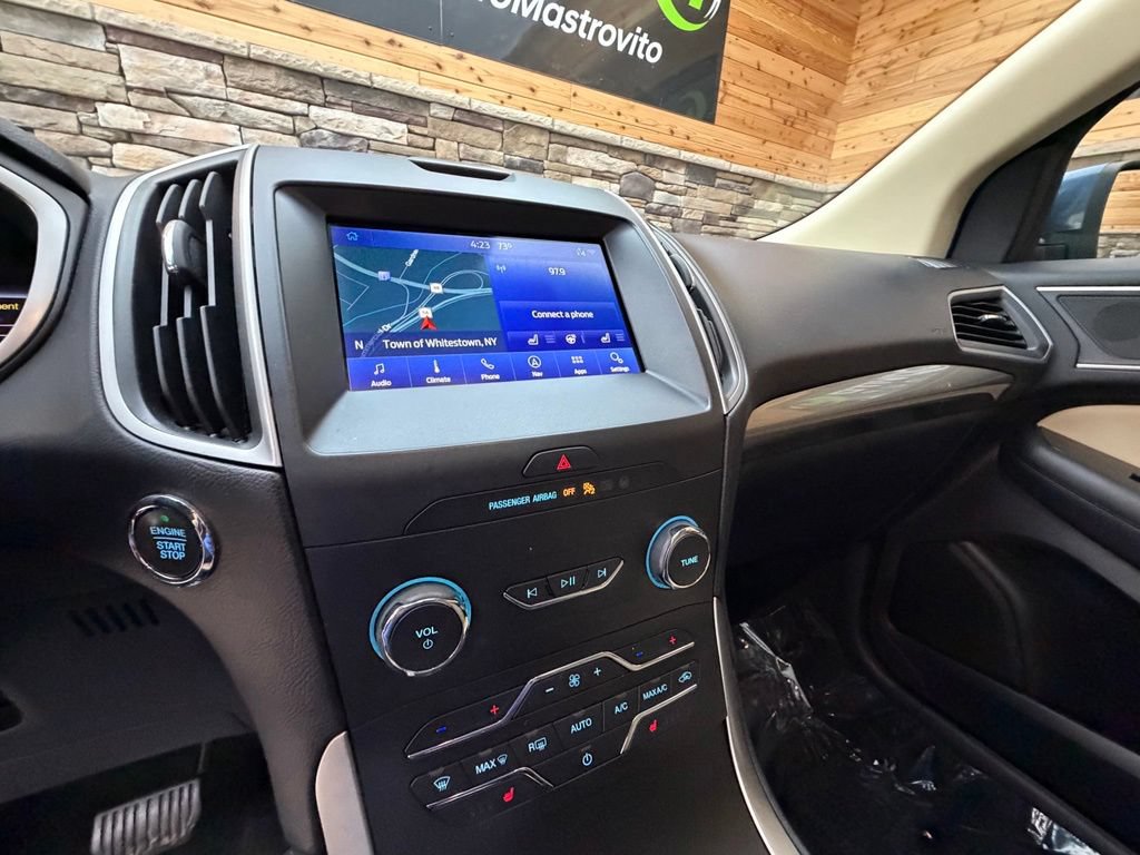 Used 2019 Ford Edge SEL w/ Equipment Group 201A AWD/4WD image 27