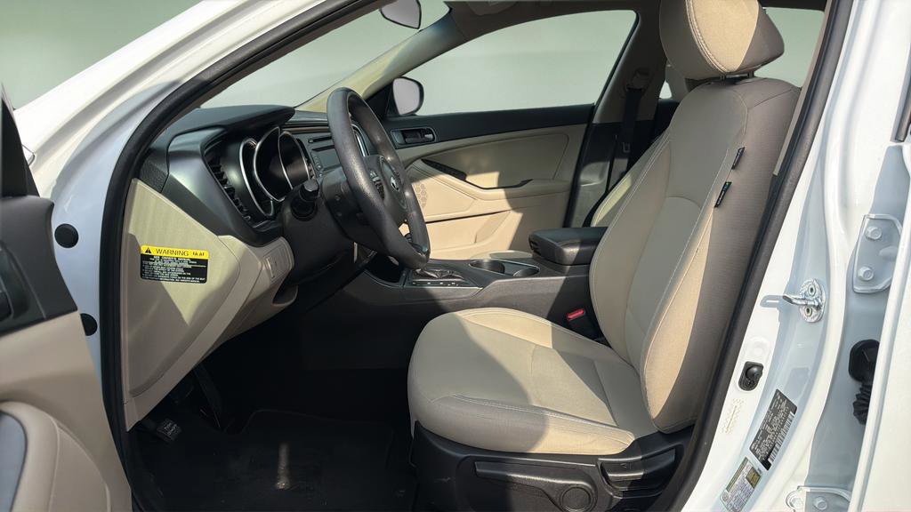 Used 2015 Kia Optima LX image 10
