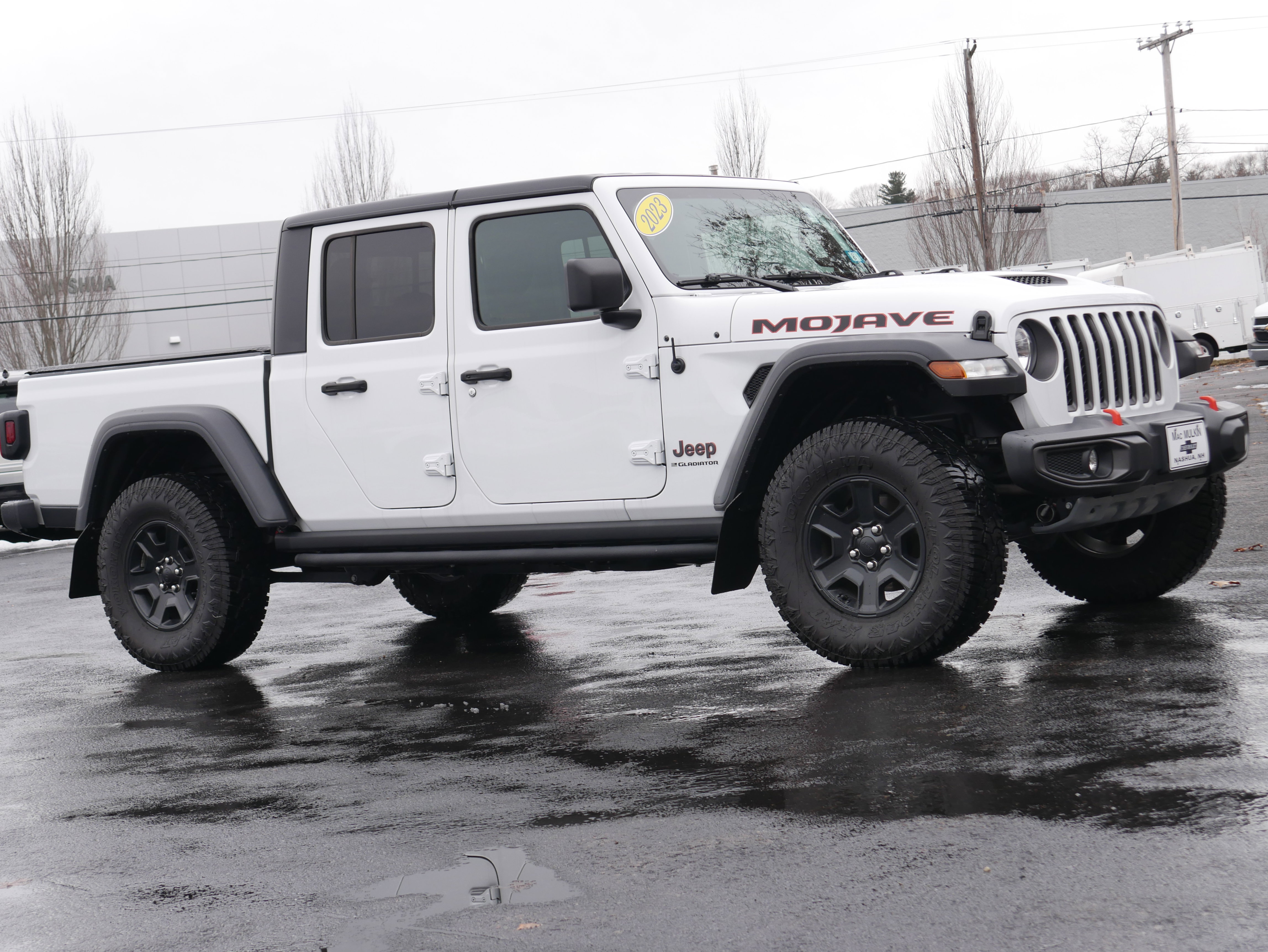 Used 2023 Jeep Gladiator Mojave w/ Cold Weather Group image 9