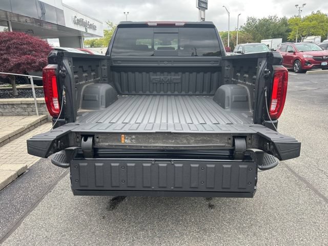 New 2026 GMC Sierra 1500 SLT w/ SLT Premium Package AWD/4WD image 8