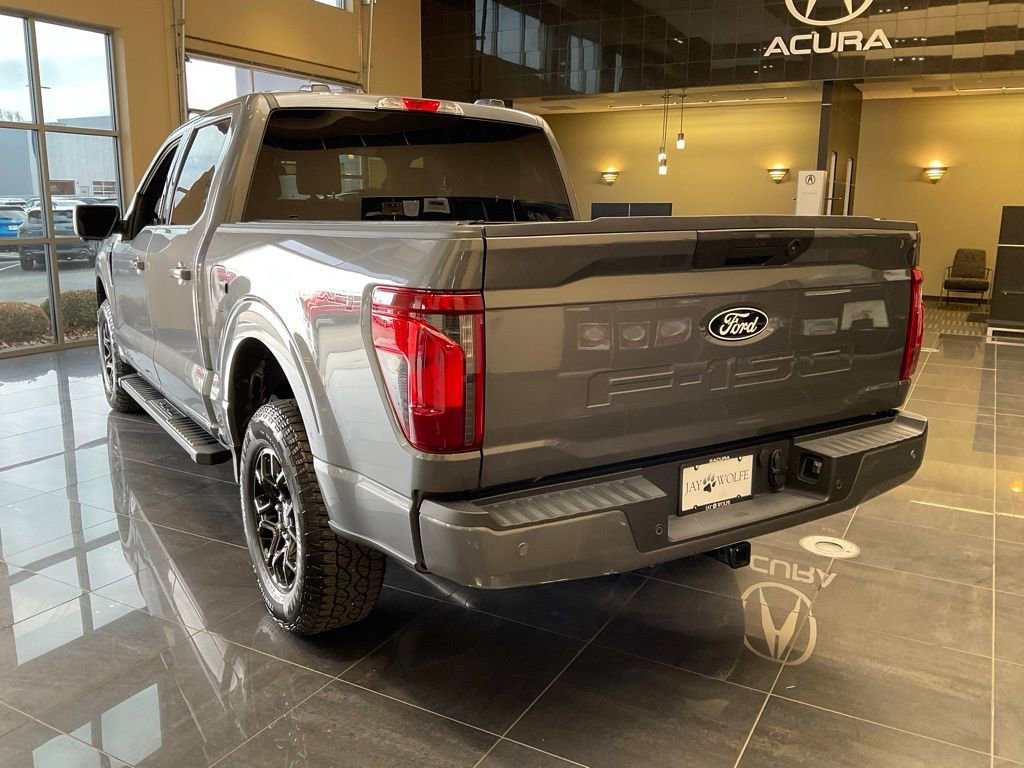 Used 2024 Ford F150 XLT w/ XLT Black Appearance Package image 6