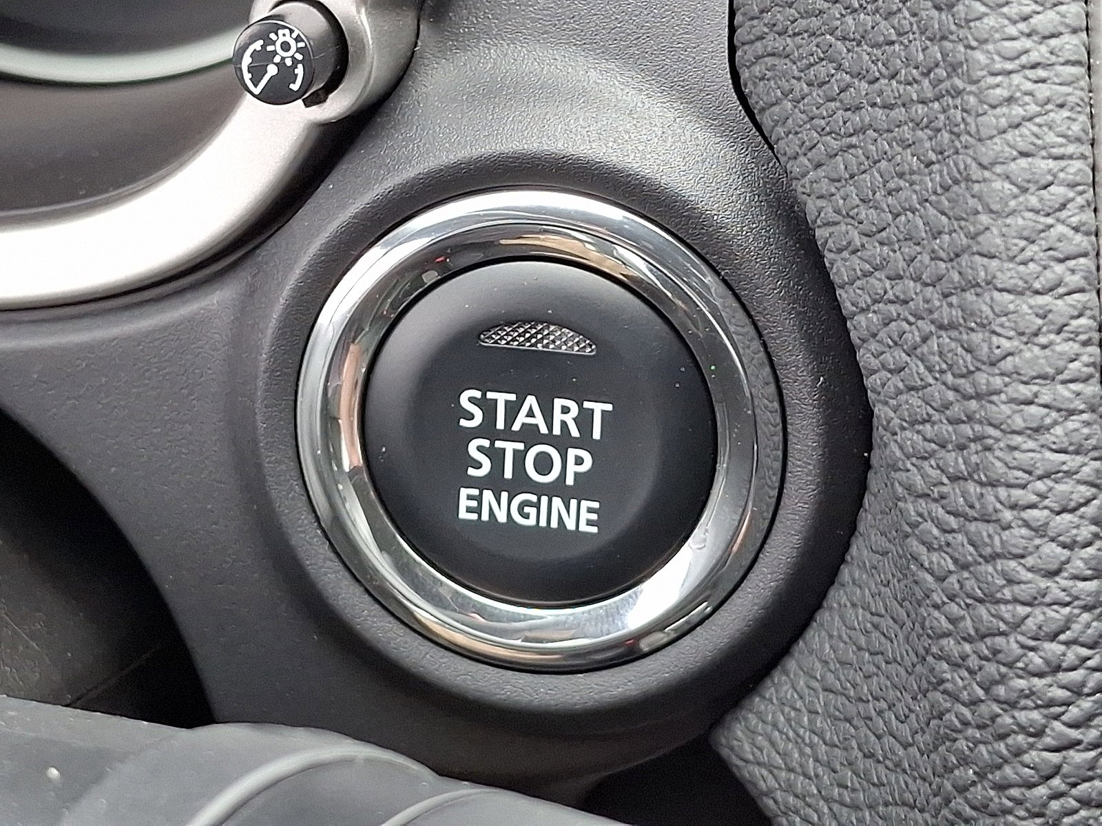 New 2025 Mitsubishi Eclipse Cross SEL image 21