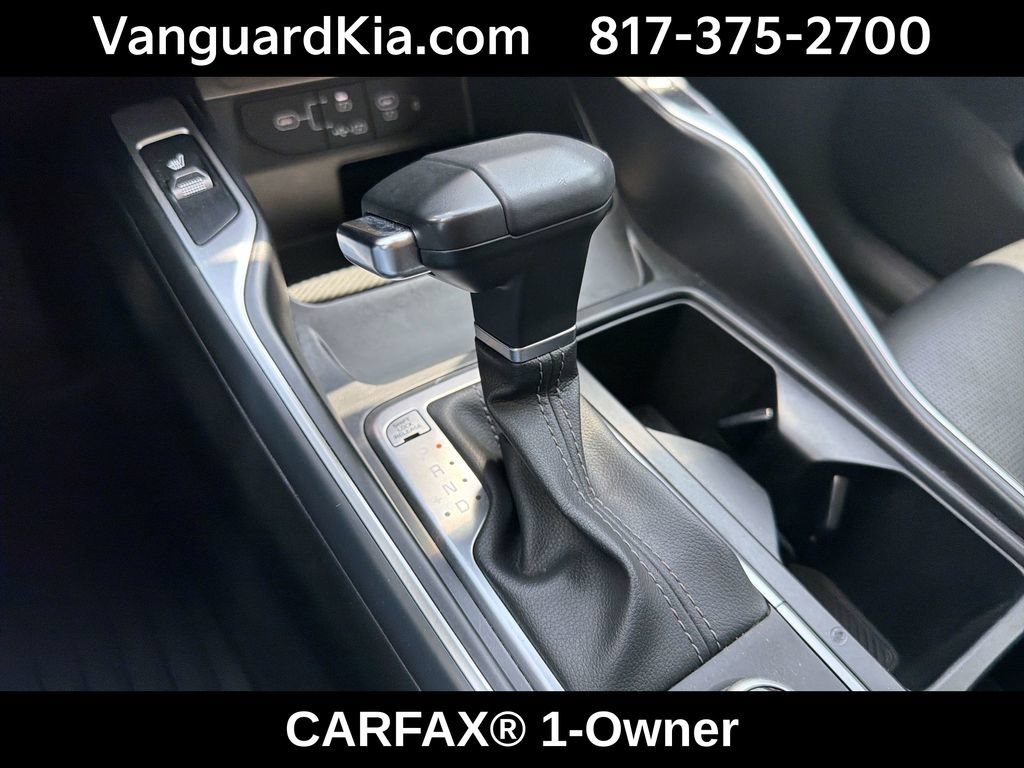Certified 2025 Kia Sorento S FWD image 24