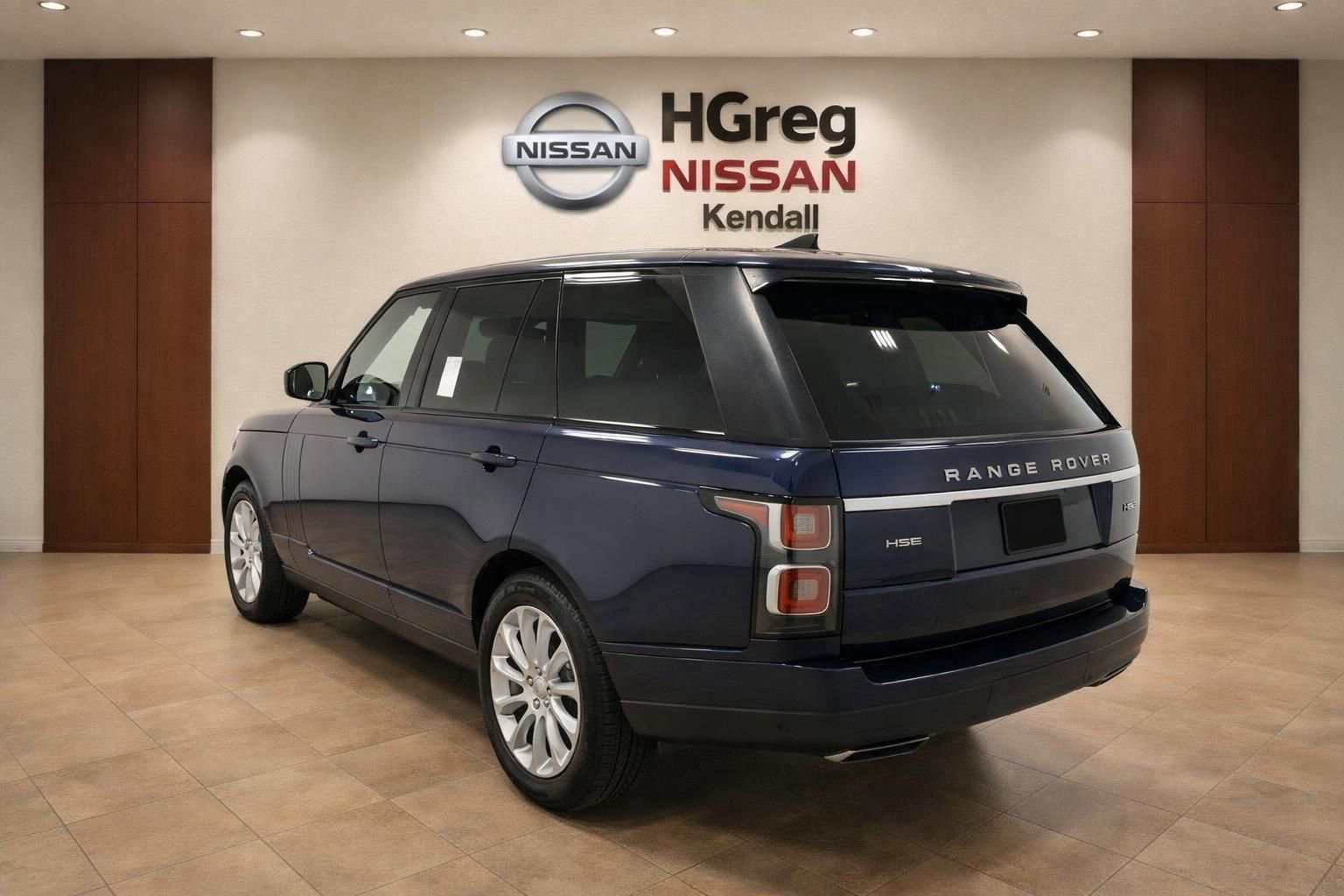 Used 2019 Land Rover Range Rover HSE image 6