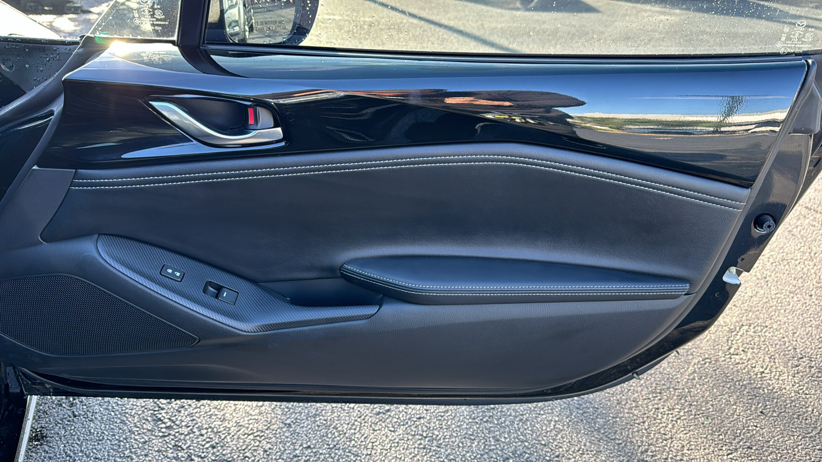 Certified 2025 MAZDA MX-5 Miata RF Grand Touring RWD image 21