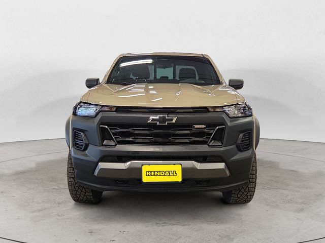 Used 2024 Chevrolet Colorado Trail Boss w/ Advanced Trailering Package AWD/4WD image 2