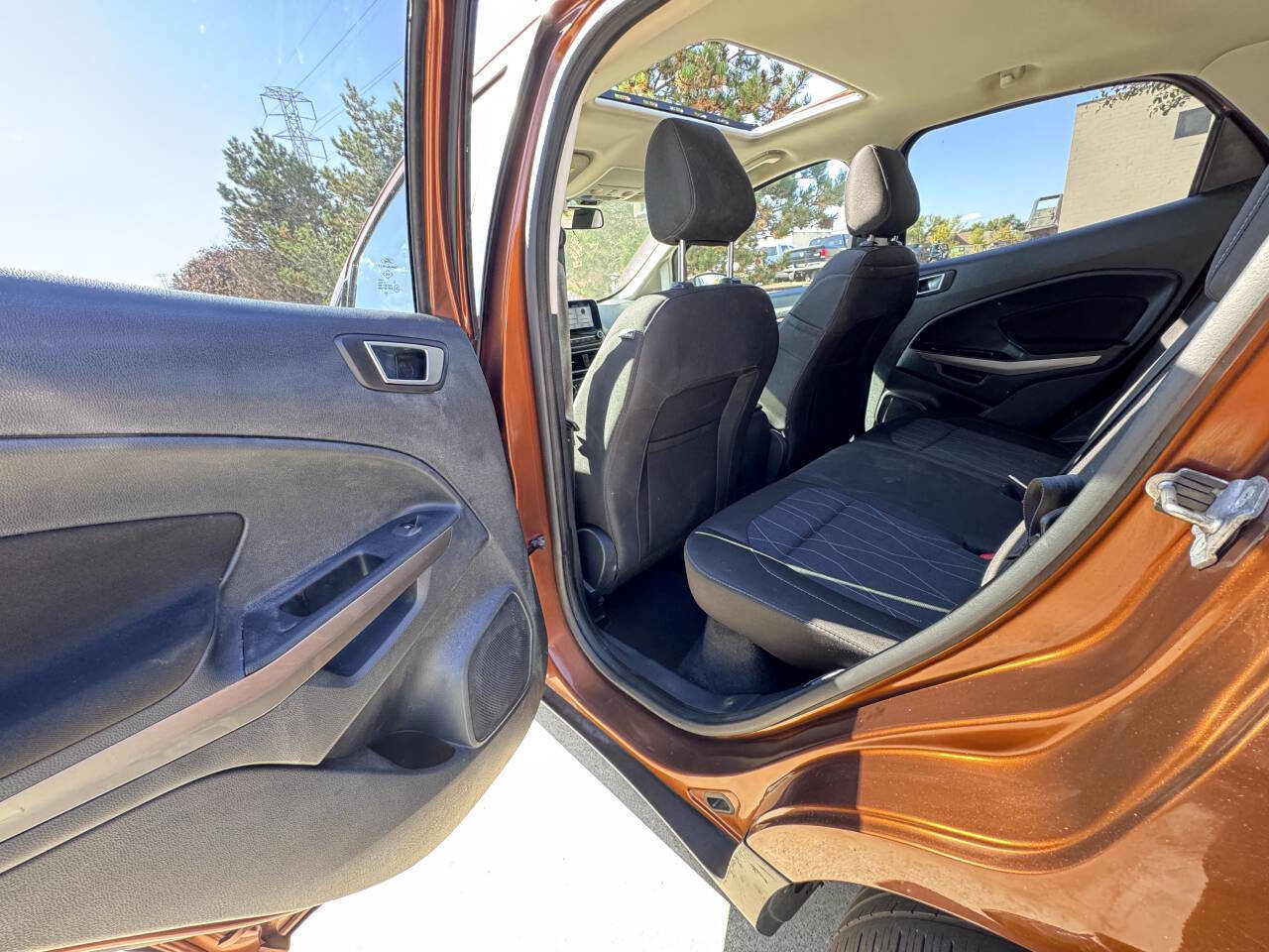 Used 2019 Ford EcoSport SE image 15