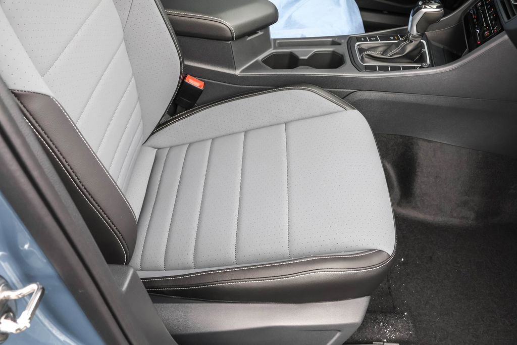 New 2026 Volkswagen Jetta SE FWD image 45
