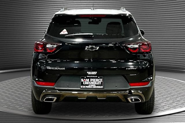 Used 2025 Chevrolet TrailBlazer ACTIV w/ Driver Confidence Package FWD image 5
