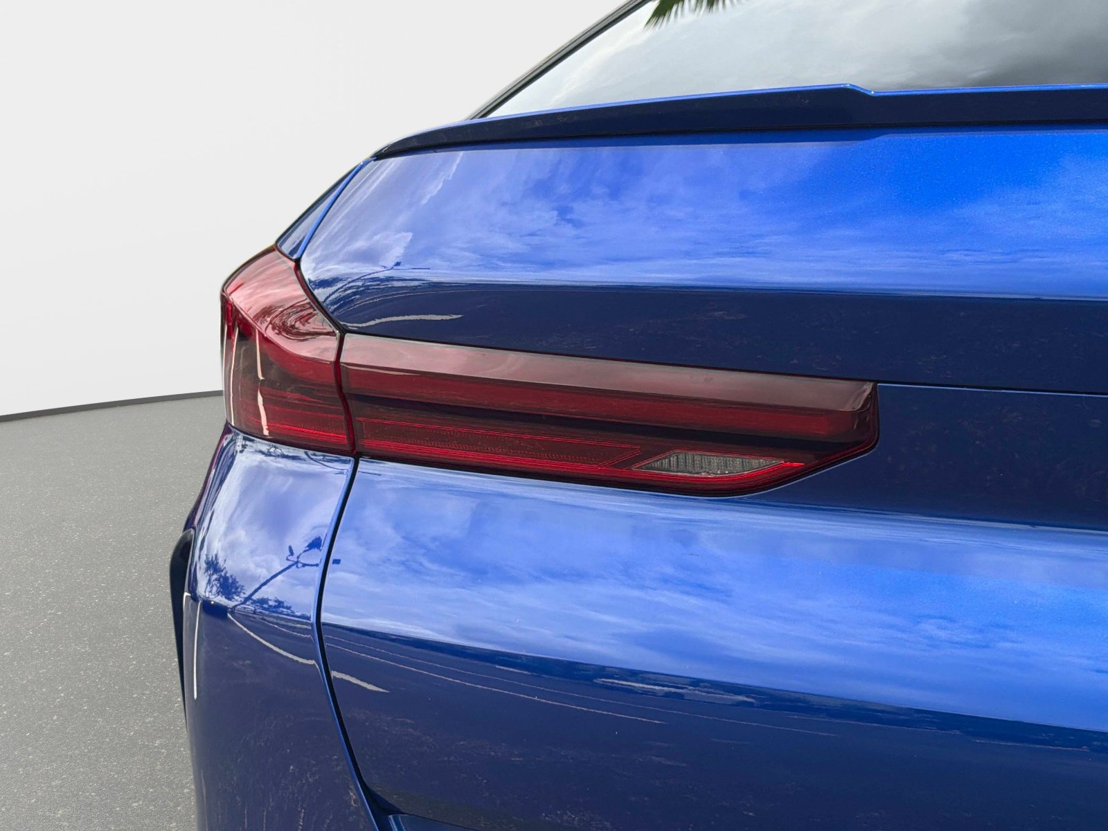 Used 2021 BMW X6 M w/ Executive Package AWD/4WD image 16