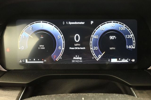 Used 2024 Jeep Grand Cherokee Limited AWD/4WD image 40