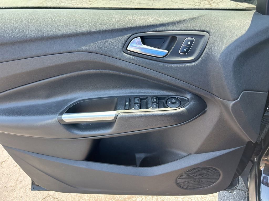 Used 2018 Ford Escape SEL FWD image 14