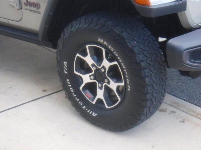 Certified 2022 Jeep Wrangler Unlimited Rubicon w/ LED Lighting Group image 9